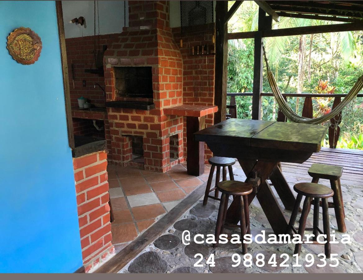 De Sao Goncalo Com Piscina Natural Сasa de vacaciones Parati